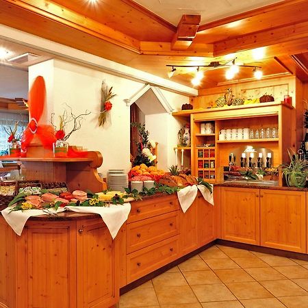 Hotel Gisserhof Ahrntal Eksteriør billede