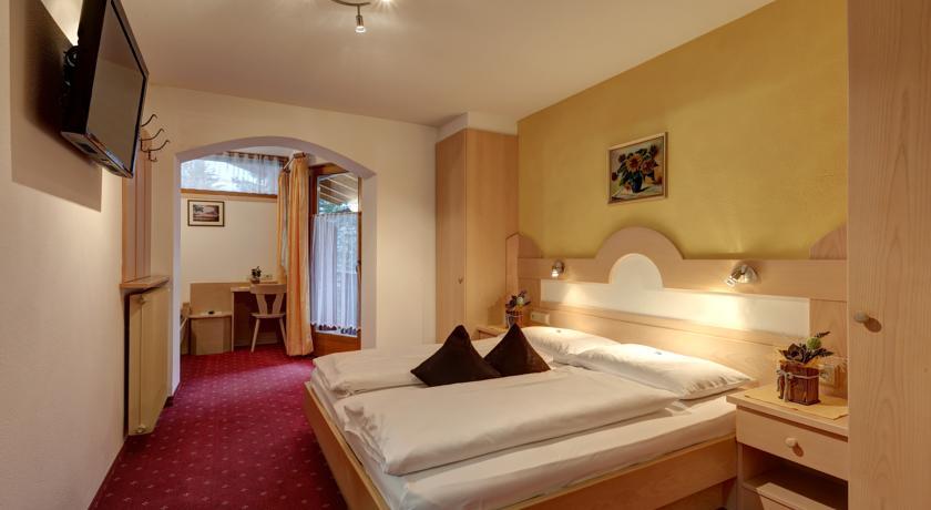 Hotel Gisserhof Ahrntal Eksteriør billede