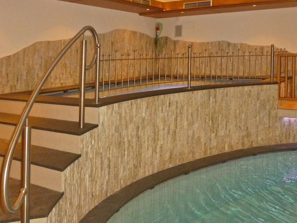 Hotel Gisserhof Ahrntal Eksteriør billede